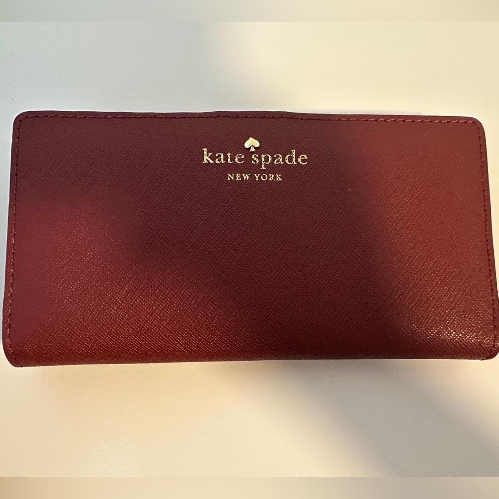 Kate Spade Large Slim Bifold Wallet